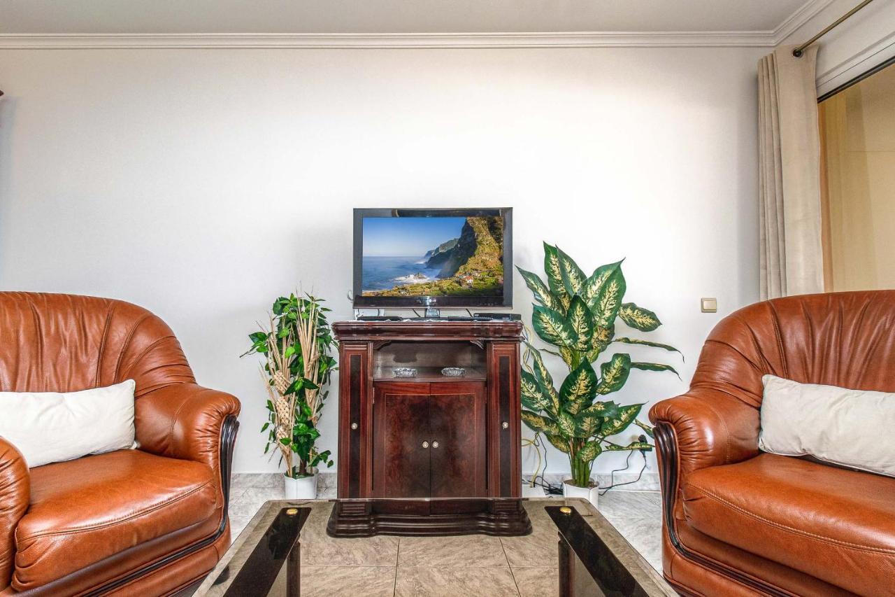 Sea And Sunset View Apartment In Funchal Exterior photo