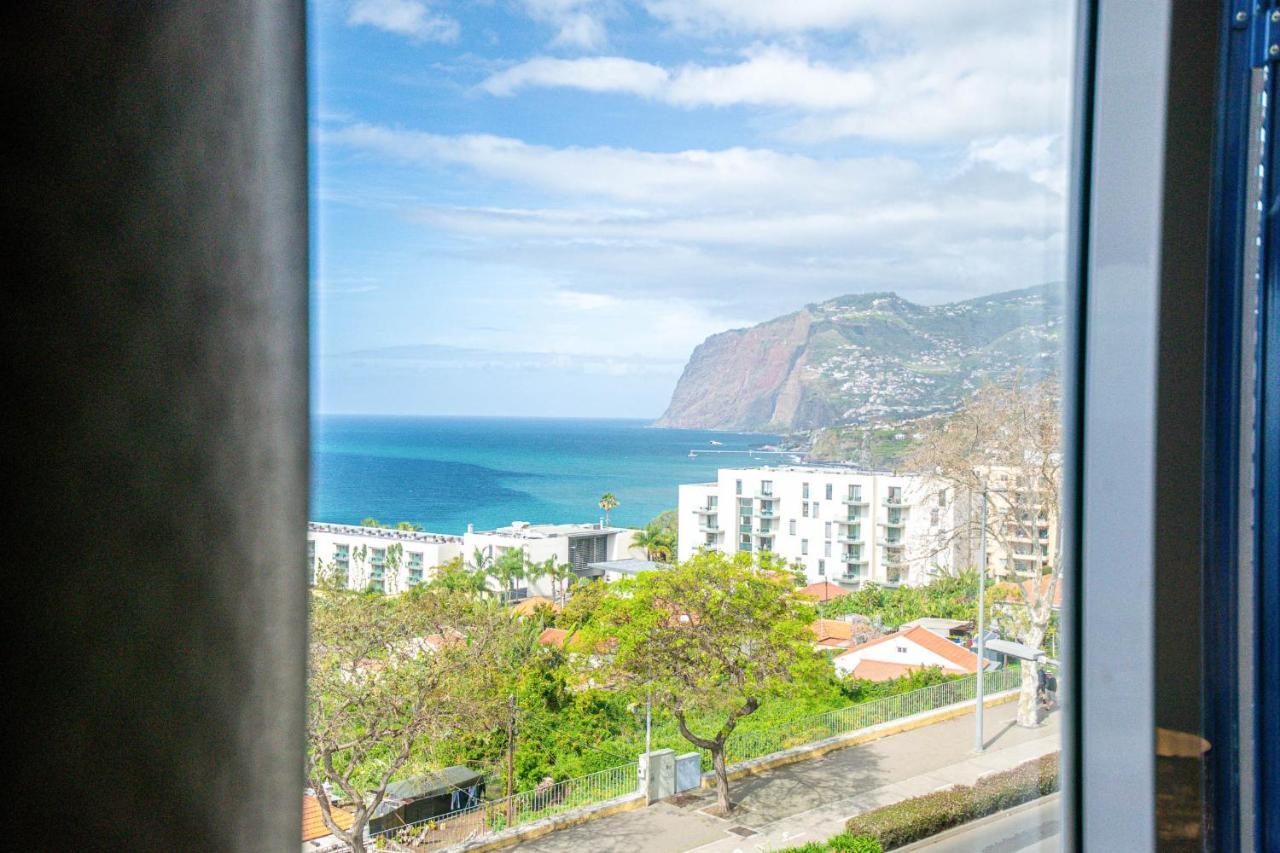 Sea And Sunset View Apartment In Funchal Exterior photo